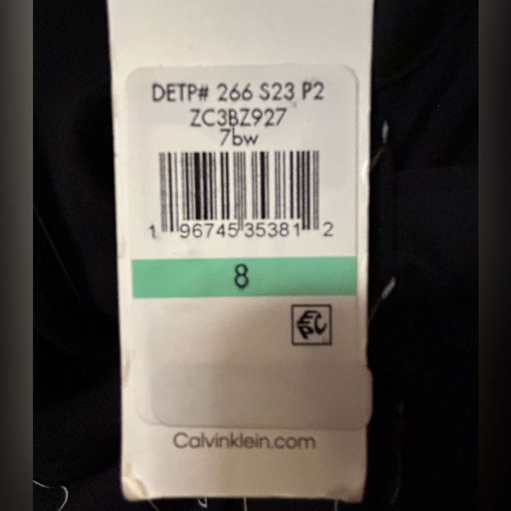 Calvin Klein Dress - Like-New Condition - Picture 4 of 4